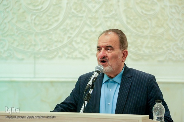 تجمع جامعه قرآنی شیراز در محکومیت توهین دولت سوئد به ساحت کلام وحی