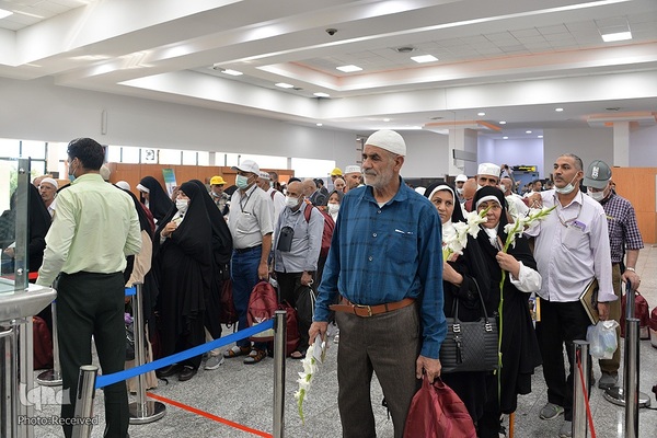 بازگشت نخستین گروه حجاج شیراز