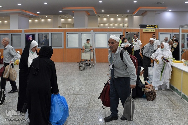 بازگشت نخستین گروه حجاج شیراز