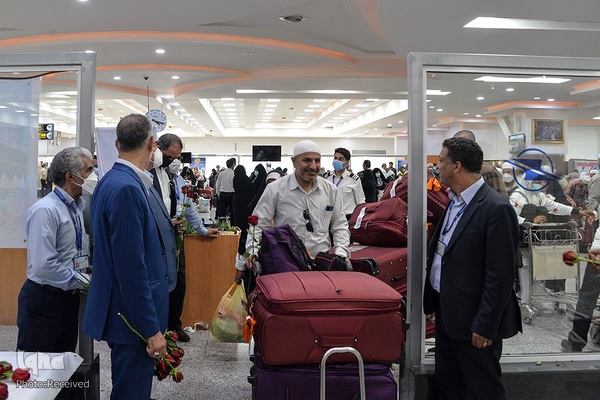 بازگشت نخستین گروه حجاج شیراز