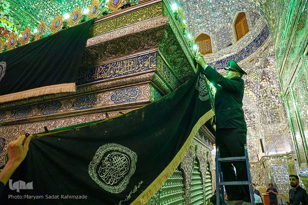 سیاه‌پوشی حرم مطهر حضرت شاهچراغ(ع)