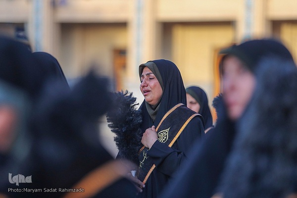 سیاه‌پوشی حرم مطهر حضرت شاهچراغ(ع)