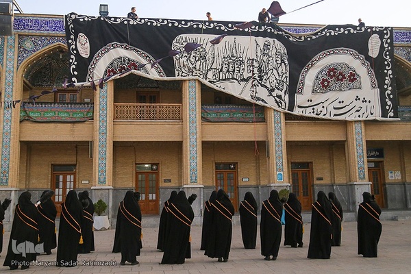 سیاه‌پوشی حرم مطهر حضرت شاهچراغ(ع)