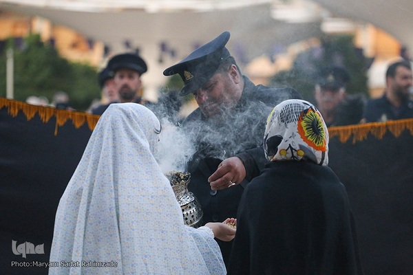 سیاه‌پوشی حرم مطهر حضرت شاهچراغ(ع)