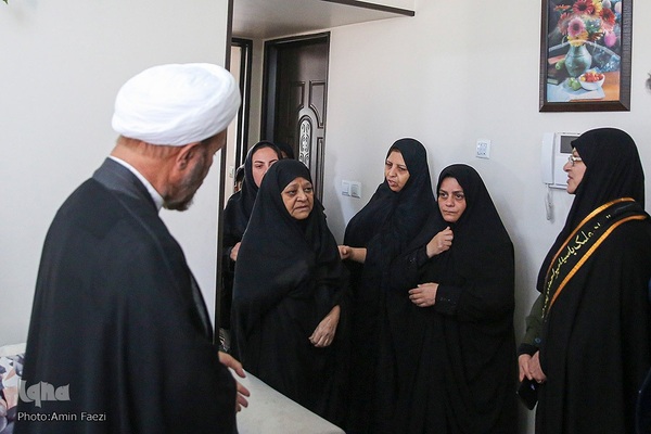 دیدار با خانواده شهید غلام‌عباس عباسی‎