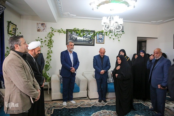 دیدار با خانواده شهید غلام‌عباس عباسی‎