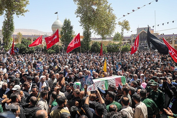 تشییع شهدای حرم شاهچراغ(ع)‎