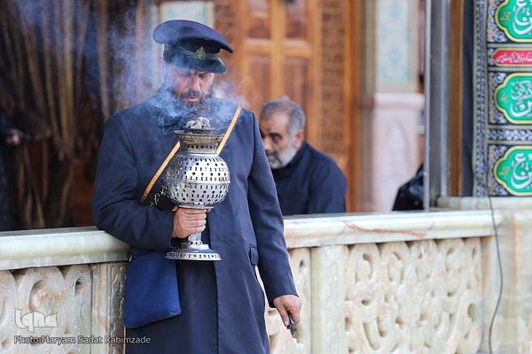 آئین سفره صلوات و محفل انس با شهدای حرم مطهر حضرت شاهچراغ(ع)