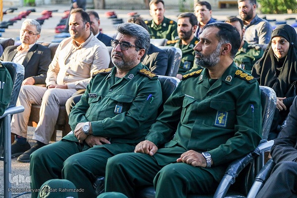 مراسم اهدای ۱۵۰۰۰ بسته لوازم تحریر ویژه دانش آموزان نیازمند استان فارس