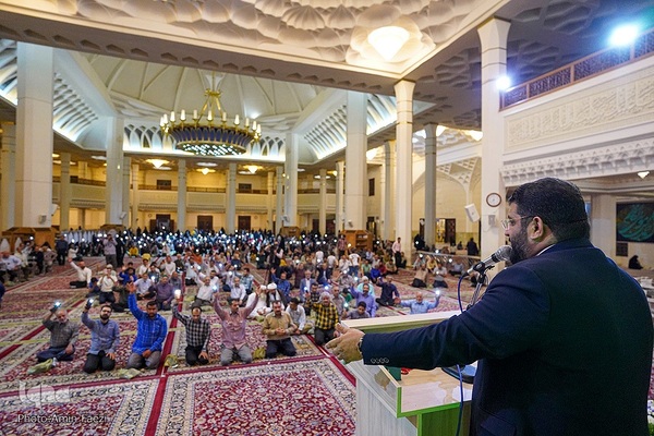 حرم مطهر شاهچراغ(ع) غرق شادی میلاد پیامبر مهربانی‌ها‎