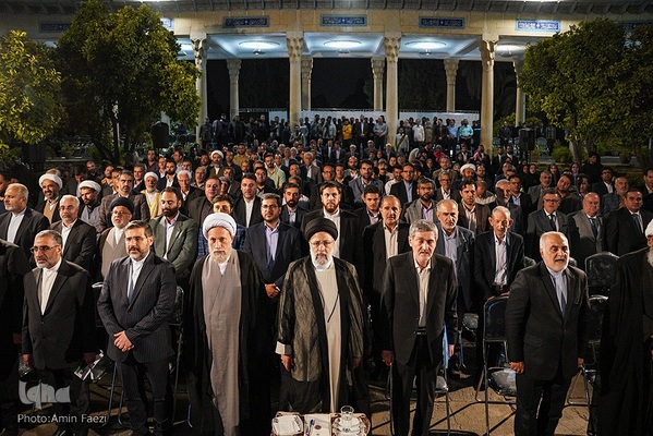 حضور رئیس‌جمهور در حافظیه