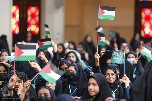 اجتماع دانش‌آموزی رفیق شهیدم به یاد شهدای دانش‌آموز