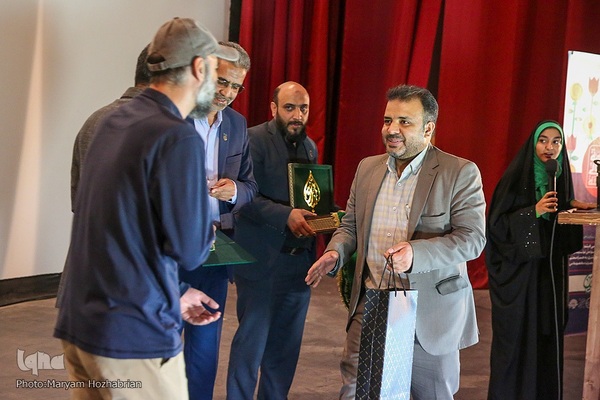 گردهمایی دختران شهر راز همزمان با وفات حضرت معصومه سلام الله علیها