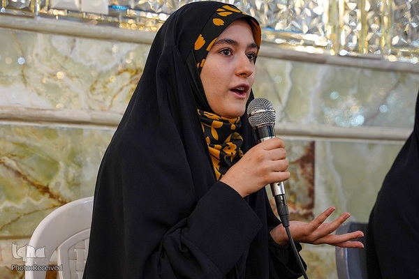 محفل انس با قرآن کریم ویژه خواهران، به‌ مناسبت بزرگداشت شهدای حرم مطهر