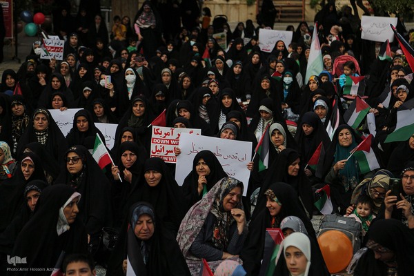 اجتماع زینبی بانوان و کودکان شیراز در حمایت از مادران مظلوم غزه