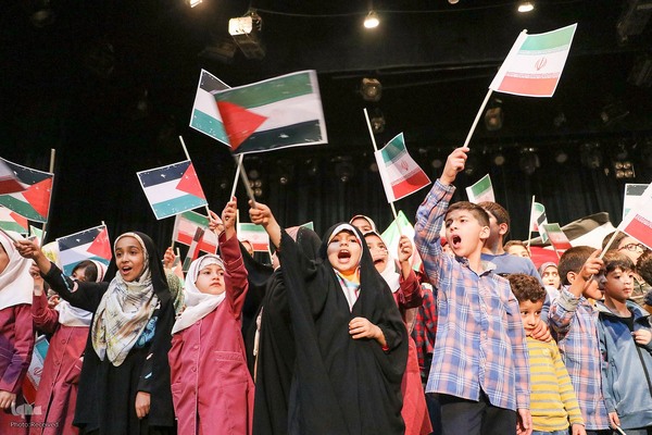 مراسم بزرگداشت روز دانش‌آموز در شیراز