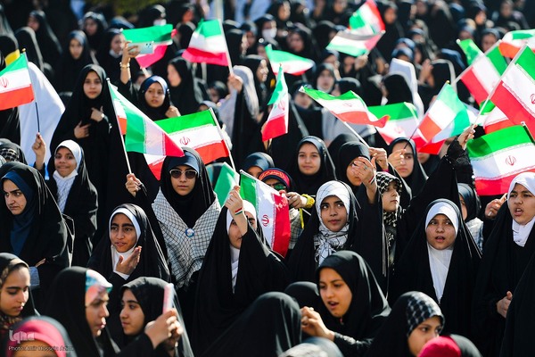 اجتماع ۱۲هزارنفری دانش آموزان در حرم مطهر شاهچراغ (ع) ‎