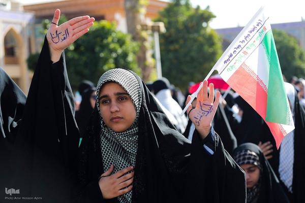 اجتماع ۱۲هزارنفری دانش آموزان در حرم مطهر شاهچراغ (ع) ‎