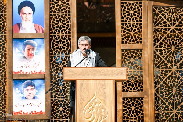 اجتماع ۱۲هزارنفری دانش آموزان در حرم مطهر شاهچراغ (ع) ‎