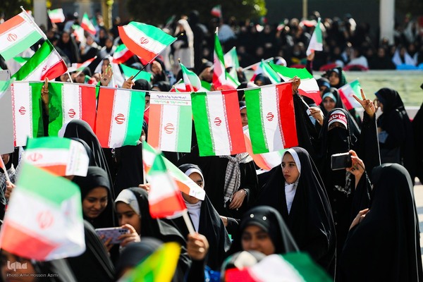 اجتماع ۱۲هزارنفری دانش آموزان در حرم مطهر شاهچراغ (ع) ‎