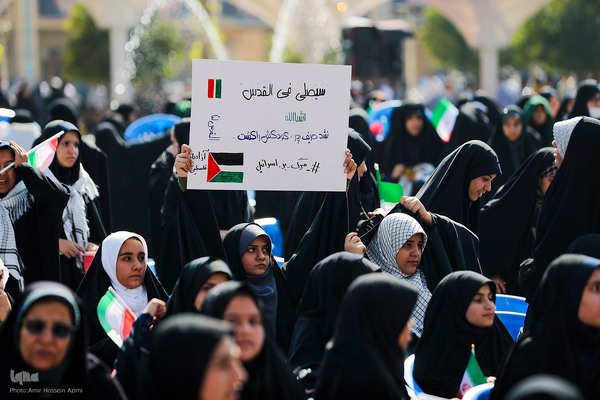 اجتماع ۱۲هزارنفری دانش آموزان در حرم مطهر شاهچراغ (ع) ‎