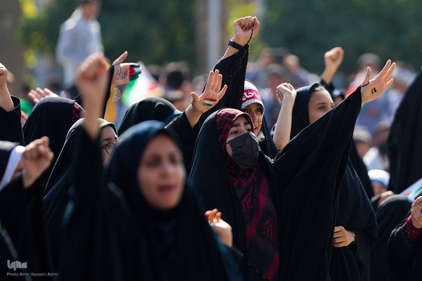 اجتماع ۱۲هزارنفری دانش آموزان در حرم مطهر شاهچراغ (ع) ‎