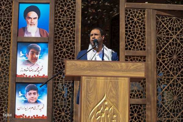 اجتماع ۱۲هزارنفری دانش آموزان در حرم مطهر شاهچراغ (ع) ‎