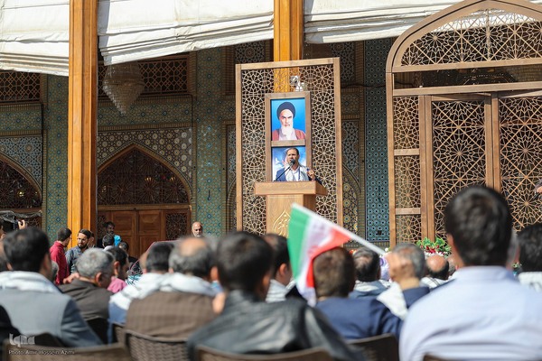 اجتماع ۱۲هزارنفری دانش آموزان در حرم مطهر شاهچراغ (ع) ‎