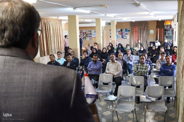 نشست صمیمانه جهادگران فارس