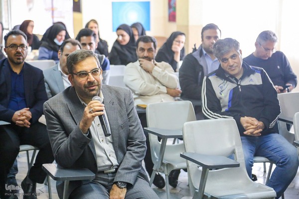 نشست صمیمانه جهادگران فارس