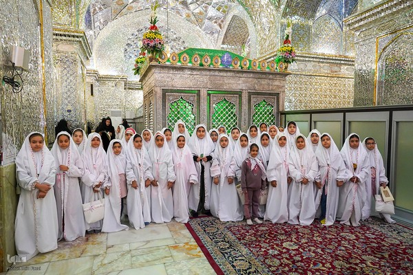 جشن تکلیف دختران در حرم شاهچراغ(ع)‎