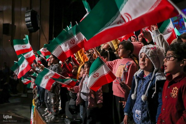 دورهمی خانوادگی بسیجیان شیراز