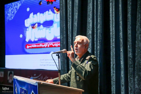 دورهمی خانوادگی بسیجیان شیراز