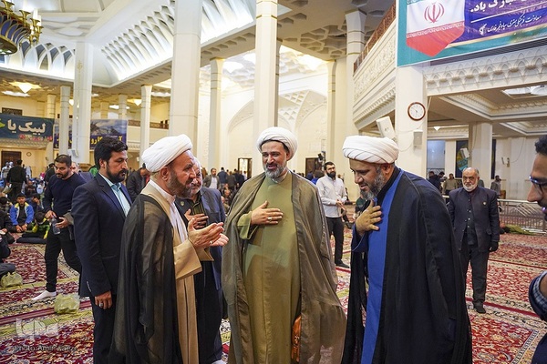 قرائت دعای کمیل به‌مناسبت ایام فاطمیه و چهلم شهدای بیمارستان المعمدانی غزه