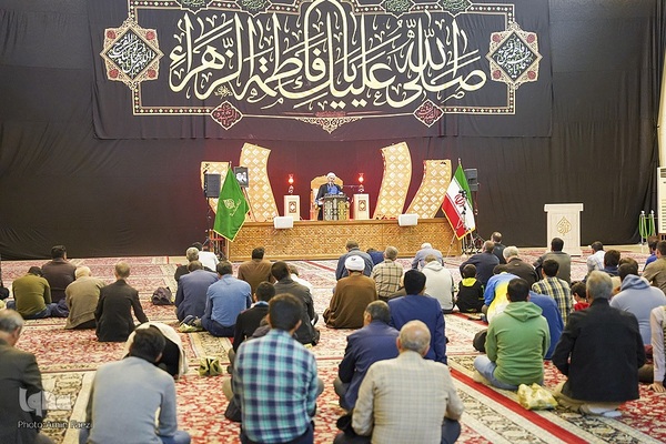 قرائت دعای کمیل به‌مناسبت ایام فاطمیه و چهلم شهدای بیمارستان المعمدانی غزه