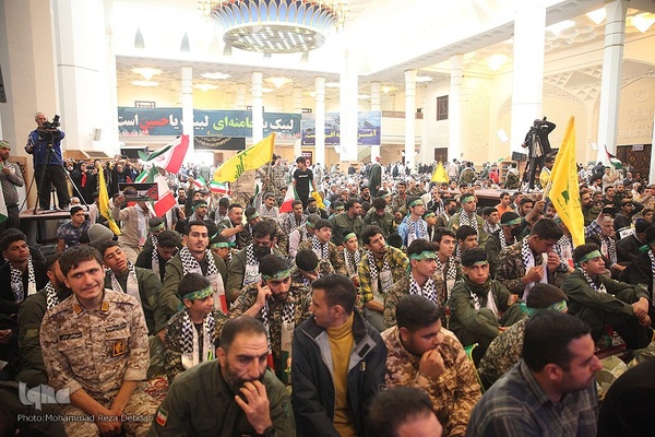 تجمع بزرگ و میقات صالحین بسیجیان در حرم شاهچراغ (ع)