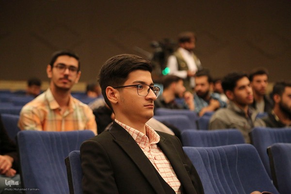 مسابقات مناظره دانشجویان ایران