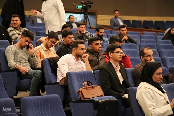 مسابقات مناظره دانشجویان ایران