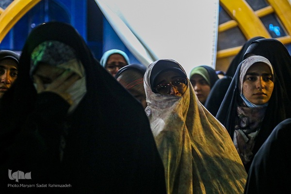 تشییع شهید گمنام در دانشگاه شیراز