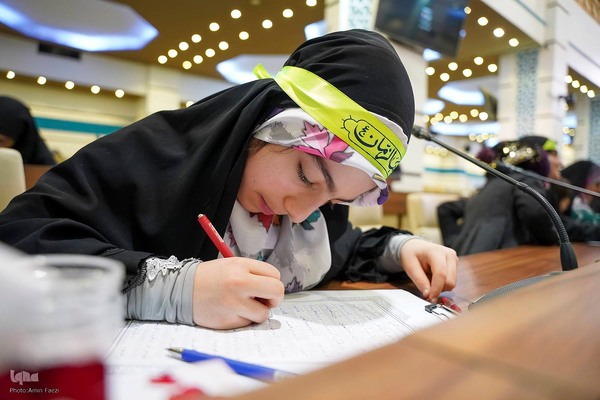 کاتبان خردسال قرآن‎