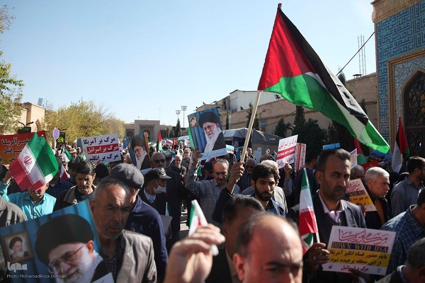 راهپیمایی مردم شیراز در حمایت از مردم مظلوم غزه