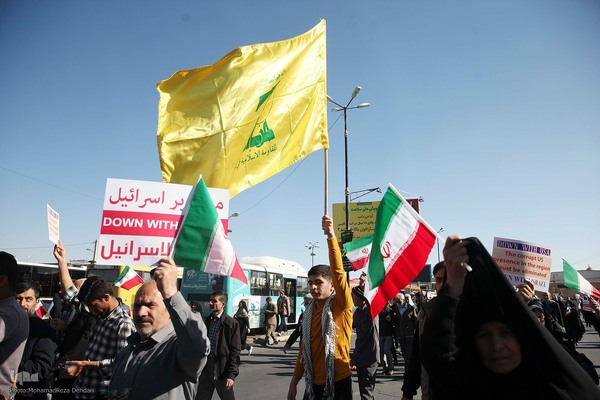 راهپیمایی مردم شیراز در حمایت از مردم مظلوم غزه