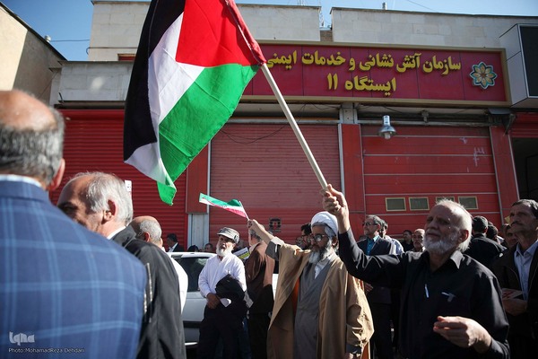 راهپیمایی مردم شیراز در حمایت از مردم مظلوم غزه