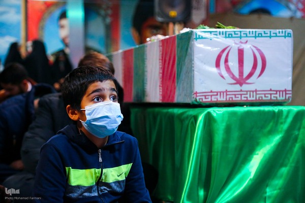 شبی با شهدای گمنام