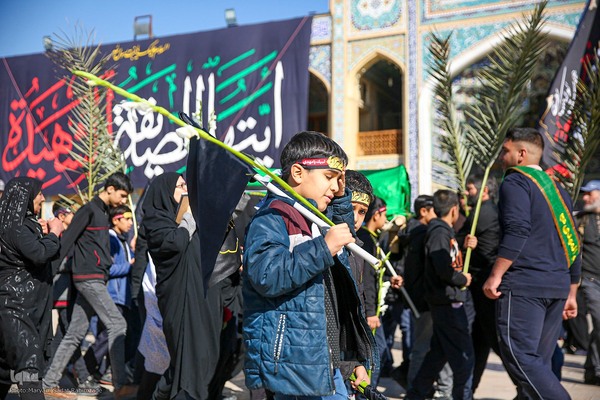 قرائت خطبه فدکیه و عرض تسلیت هیات مذهبی به حضرت شاهچراغ (ع)