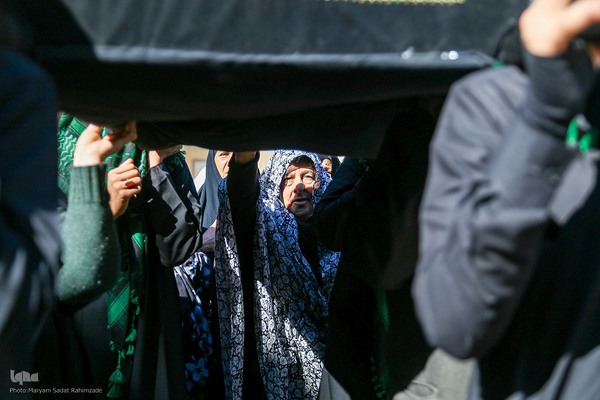 قرائت خطبه فدکیه و عرض تسلیت هیات مذهبی به حضرت شاهچراغ (ع)