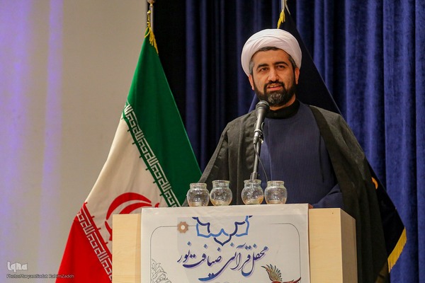 محفل قرآنی ضیافت نور