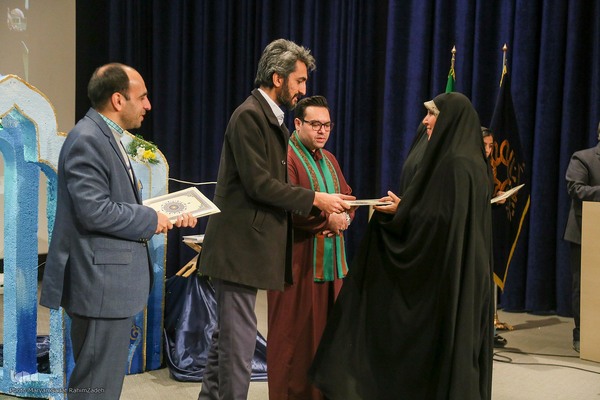 محفل قرآنی ضیافت نور