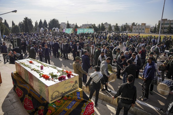 تشییع و خاکسپاری پیکر مطهر شهید گمنام‎
