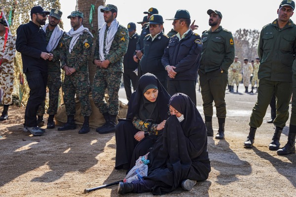 تشییع و خاکسپاری پیکر مطهر شهید گمنام‎